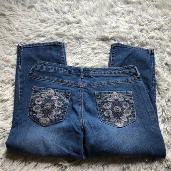 Nine West Cropped Straight Cut Blue Midrise Denim Jeans Size 8 - Picture 3 of 9